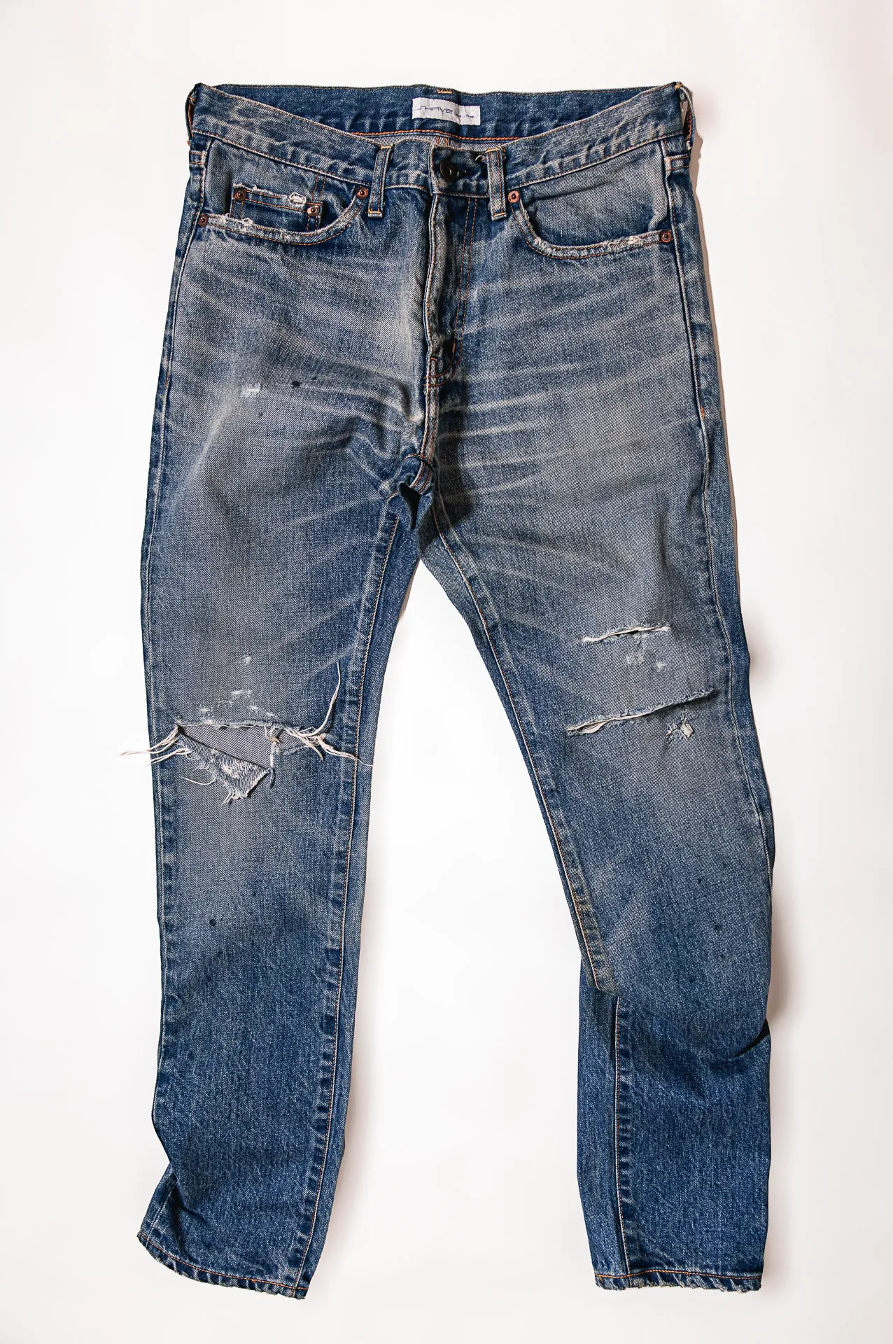 児島のデニム加工シェイヴのパンツ